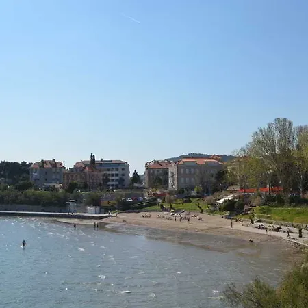 Ivo Hotel