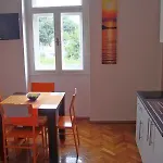 Ivo 2* Split